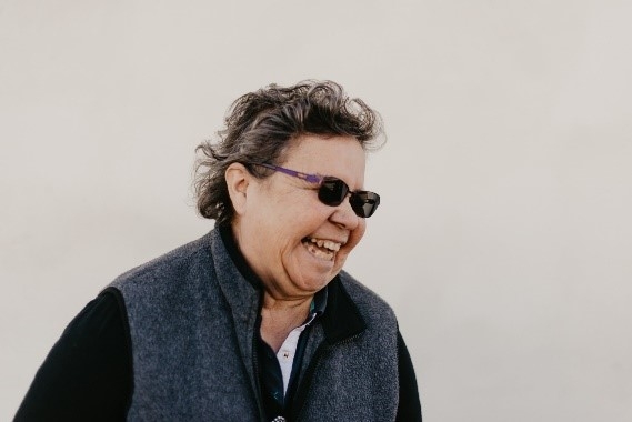 The Fun Master brings humor and entertainment to the escape room.