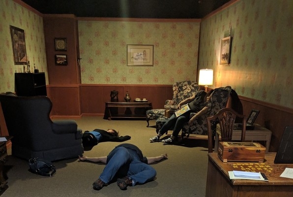 Sherlock Holmes - Moriarty's Parlor