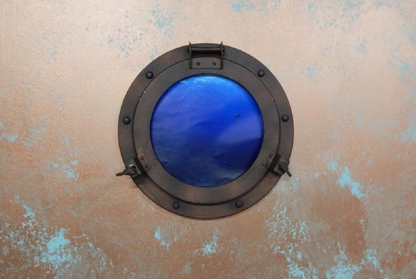 Escape from 20,000 Leagues