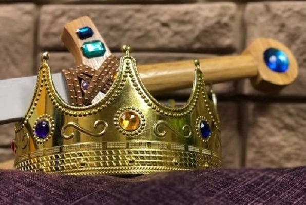 Quest for the Crown